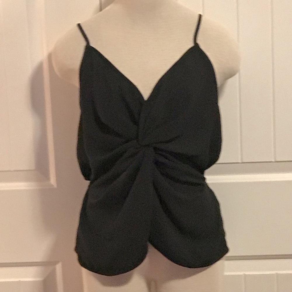 NWT Vici Front Knot Adjustable Strap Tank Large
